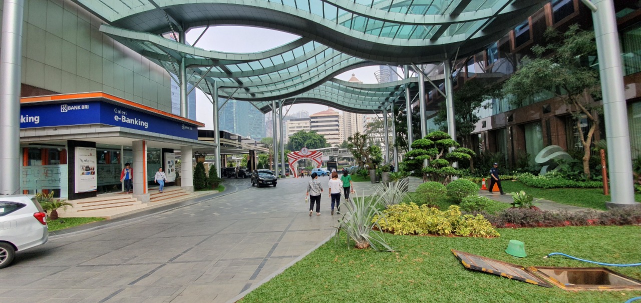 jasa perawatan taman bulanan